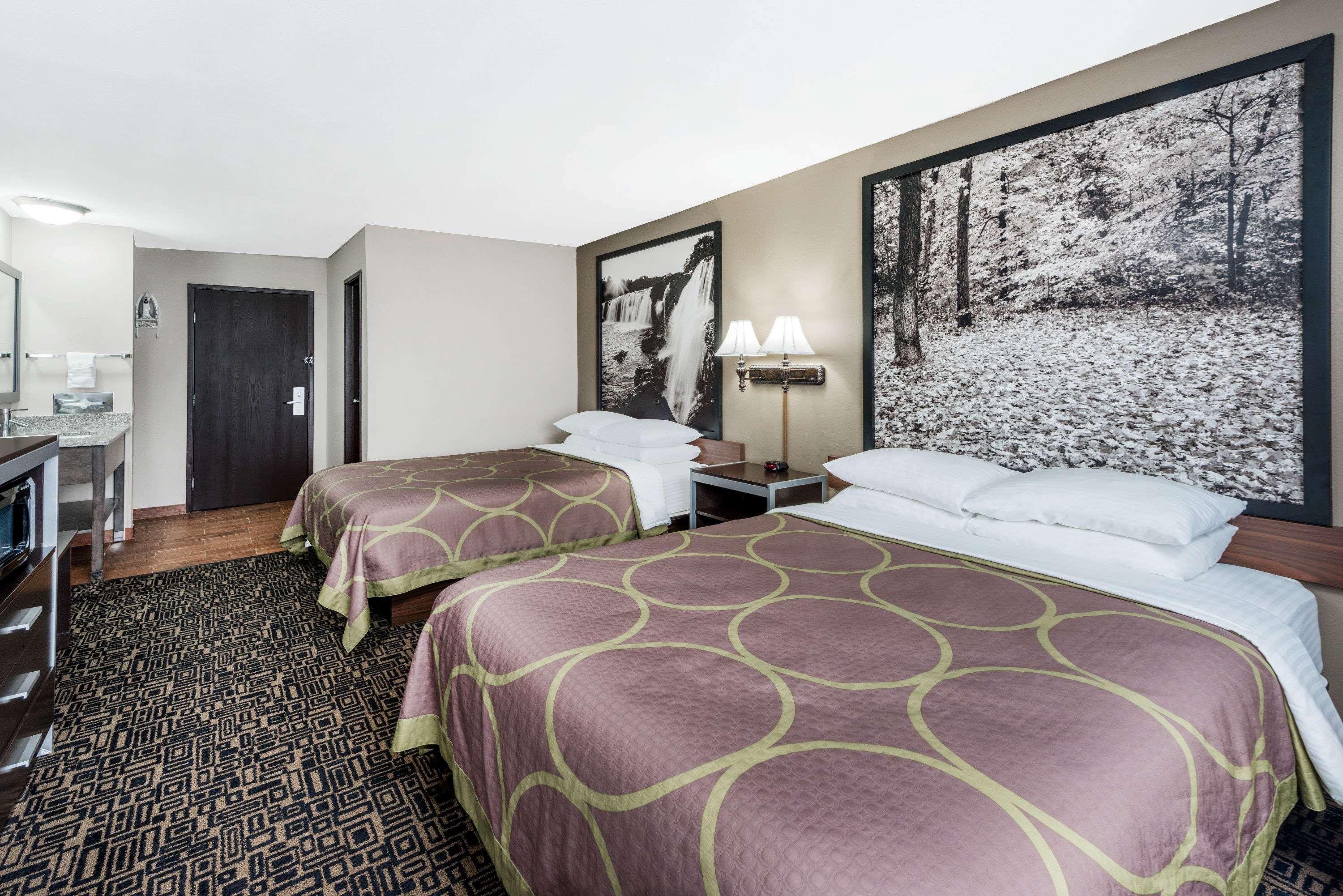 Super 8 By Wyndham Warrensburg Μοτέλ Εξωτερικό φωτογραφία