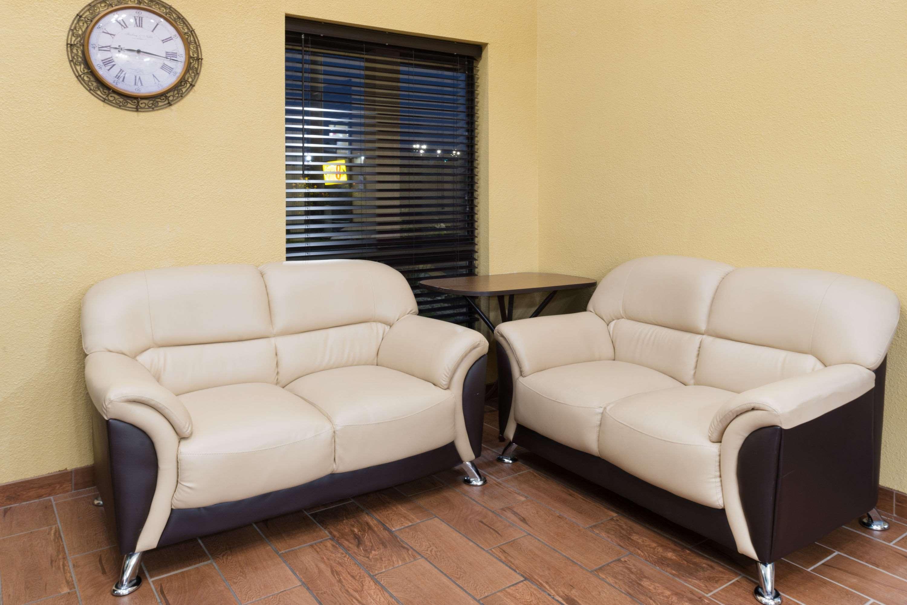 Super 8 By Wyndham Warrensburg Μοτέλ Εξωτερικό φωτογραφία