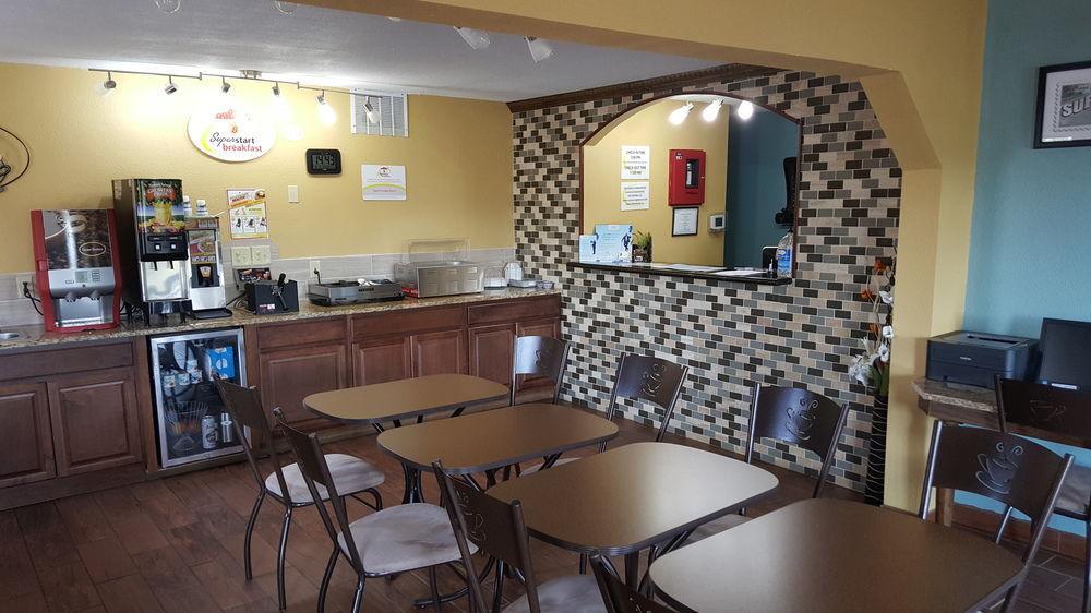 Super 8 By Wyndham Warrensburg Μοτέλ Εξωτερικό φωτογραφία